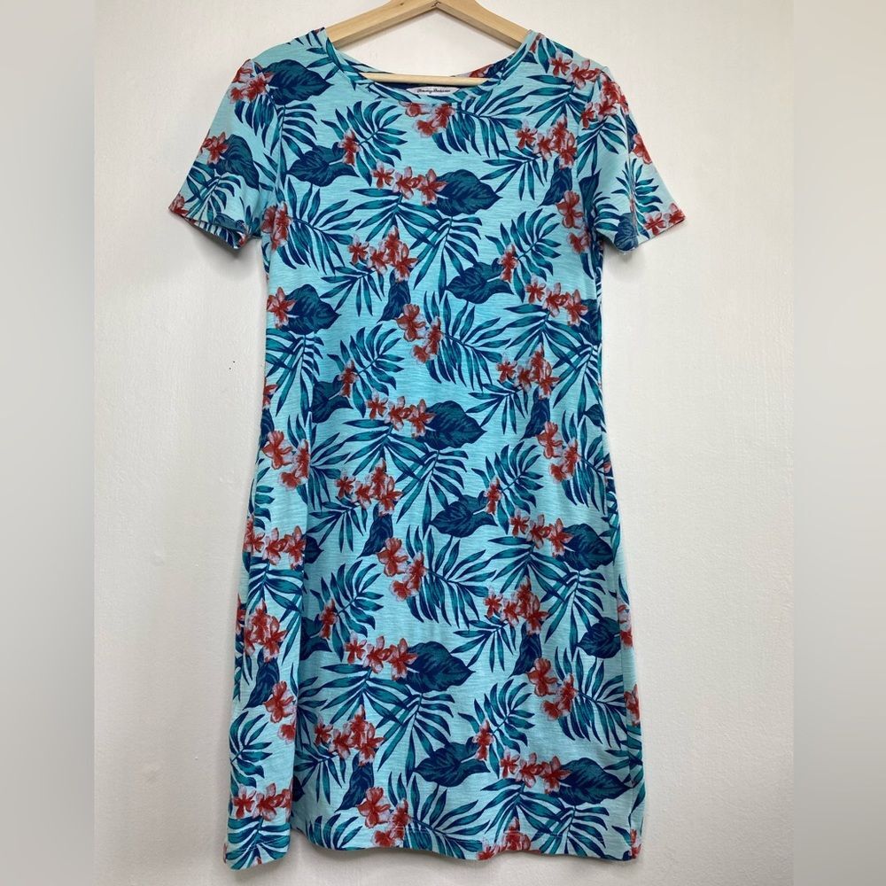 Floral Teal and pink Short Sleeve Shirt pull over  Dress Size Small